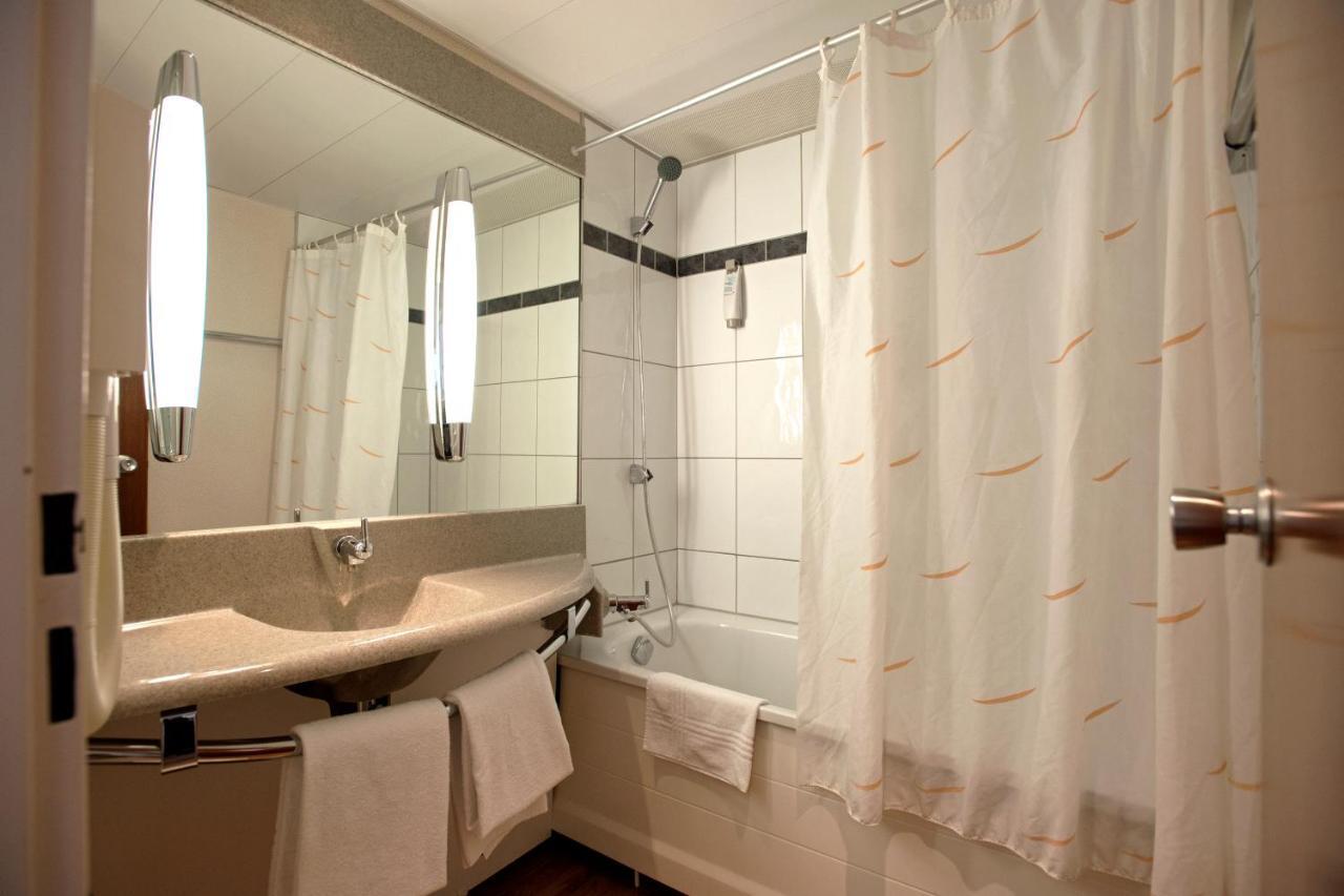 Ibis 3 Lacs Neuchatel Thielle Exterior foto